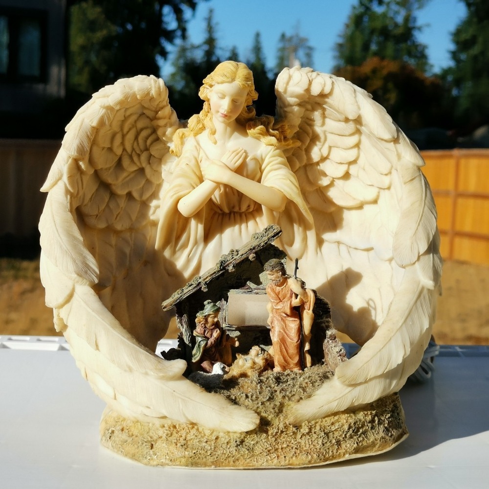 Sculptured Angel Nightlight Christmas Nativity Manger Scene Baby Jesus